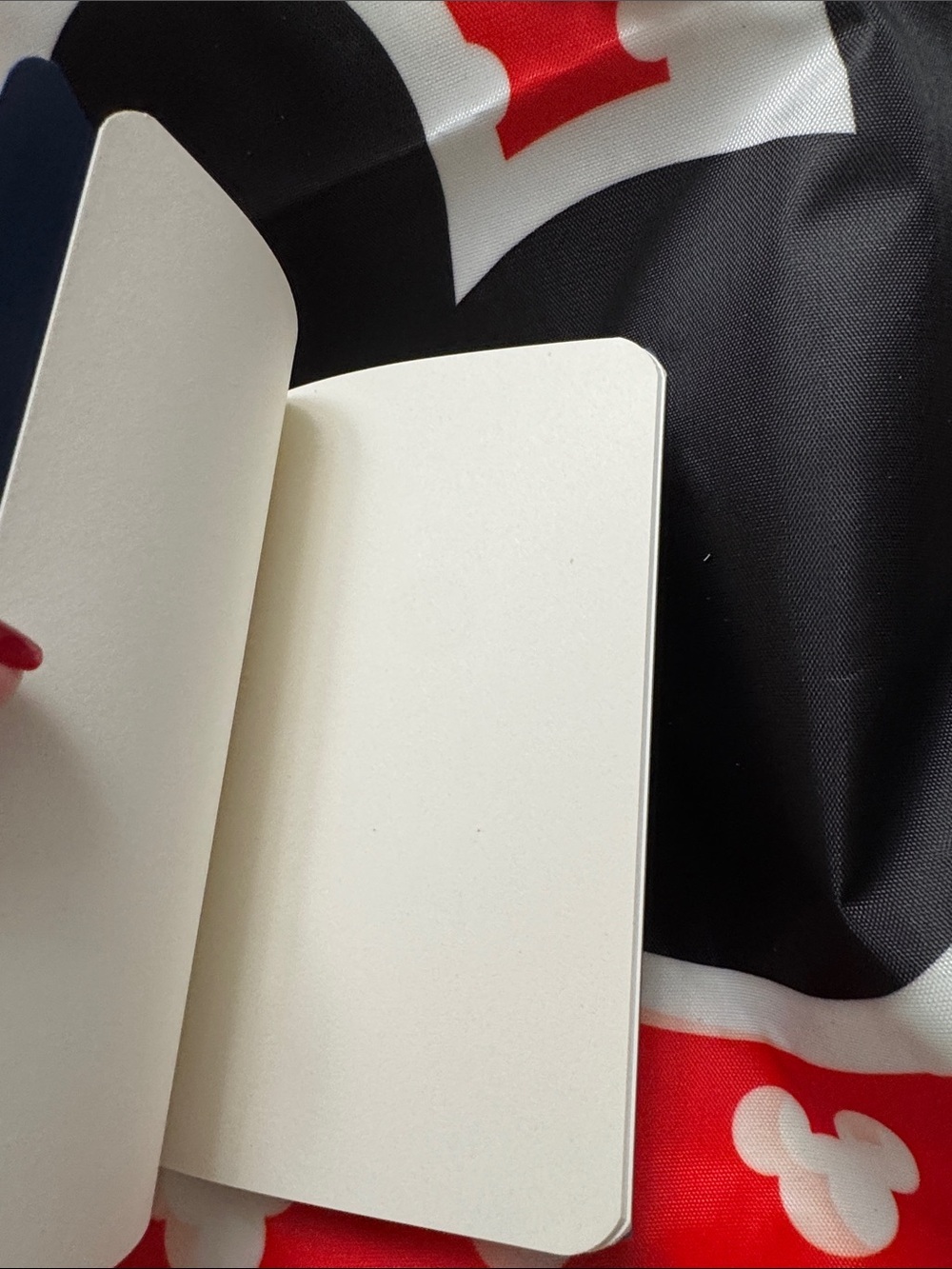 Disney Red, Black & White Mickey Mouse Drawstring Bag & Accessories - Bundle #5 - Picture 5 of 6